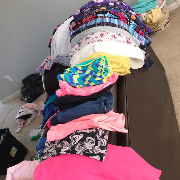 Youth girls bottoms lot - size 7/8 - Picture 1 of 1